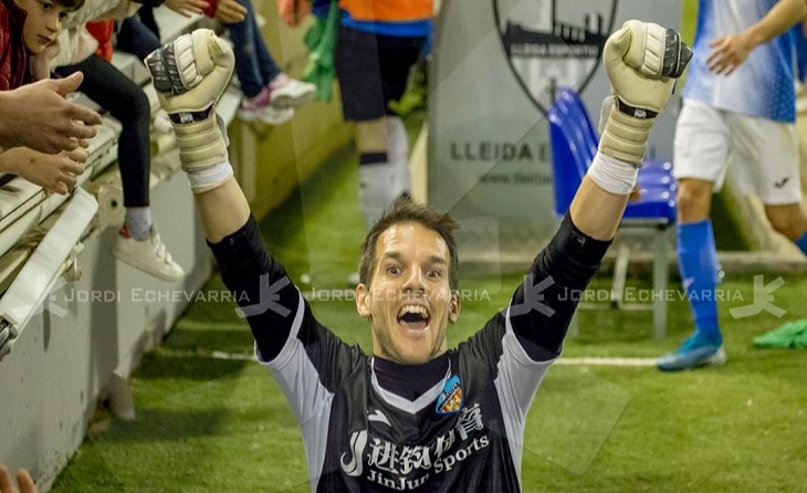 El porter Pau Torres s'ha vist obligat a denunciar al Lleida E. per impagaments// FOTO: @jordieche