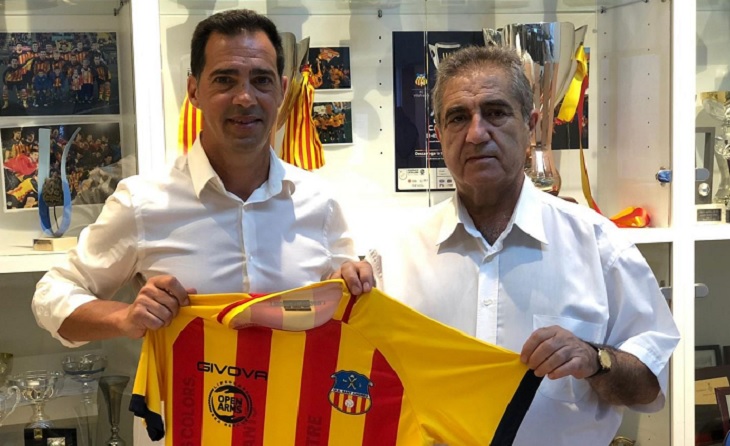 David 'Pirri' Almazán, entrenador, i Manuel Camino, president, a la seva presentació // FOTO: UE Sant Andreu