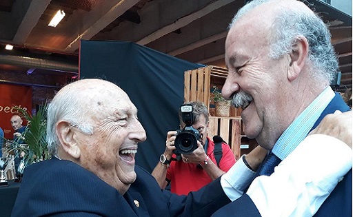 Vicente del Bosque sempre ha estat al costat de Josep Barcons i de la família Damm // FOTO: Eduardo Berzosa