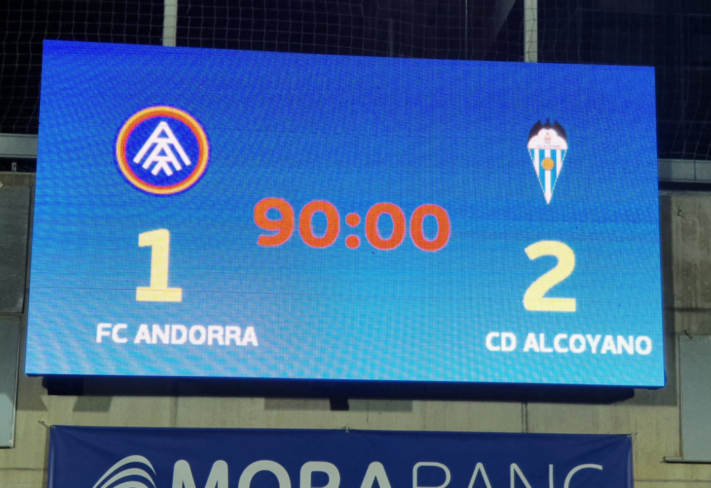 Per primera vegada aquesta temporada el marcador de l'Estadi Nacional va reflectir una victòria visitant // FOTO: FutbolCatalunya