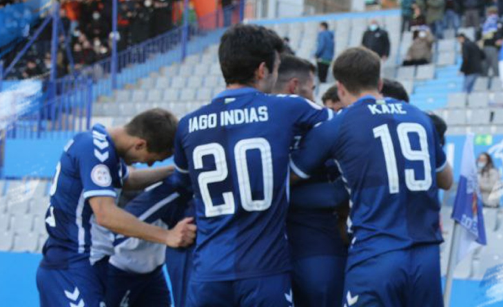Els jugadors del Sabadell celebren el gol d'Aguza // FOTO: CE Sabadell