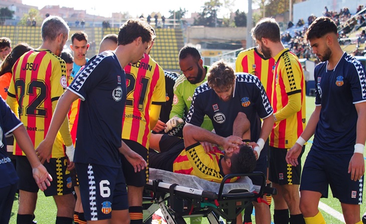 Aquest pròxim dijous es coneixerà l'abast de la lesió del davanter de la UESA // FOTO: UE Sant Andreu