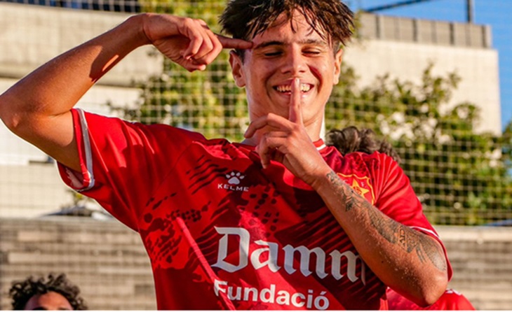 Fran García (CF Damm) és el Pitxitxi de la Divisió d'honor juvenil amb 12 gols // FOTO: Ignasi
