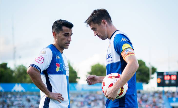 Rubén Martínez i Sergio, dos jugadors claus per a aquest equip arlequinat que desitja tornar a Primera // FOTO: CE Sabadell