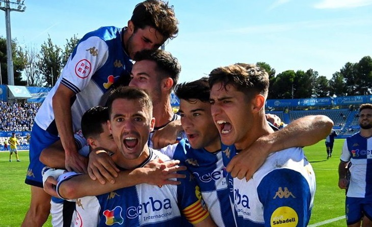 Dos gols des del punt de penal transformats per Sergio Cortés valen el seu pes en or per als arlequinats // FOTO: CE Sabadell