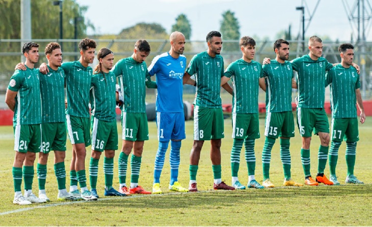 Aquest va ser l'equip inicial dels verds en el seu darrer partit contra el Mallorca B // FOTO: UE Cornellà