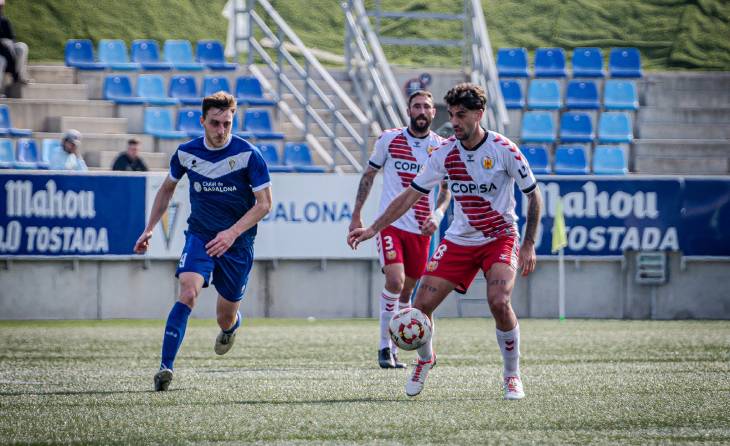 Badalona i L'Hospitalet, de lluitar per pujar a Segona a anclar-se a Tercera RFEF // FOTO: Arxiu