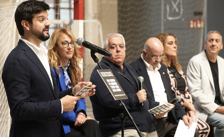 ‘Crida per l’Esport Català!’: al capdavant, el sempre solidari president de la Unió de Federacions Esportives de Catalunya, Gerard 'Poncio' Esteva // FOTO. Gentilesa UFEC