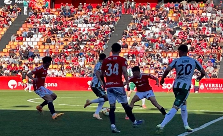 Espectacular imatge la que ofereix el Nou Estadi de Tarragona sempre amb una afició lleial // FOTO. Nàstic